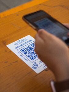 Read more about the article Código QR de Restaurante La Innovación en la Experiencia del Comensal